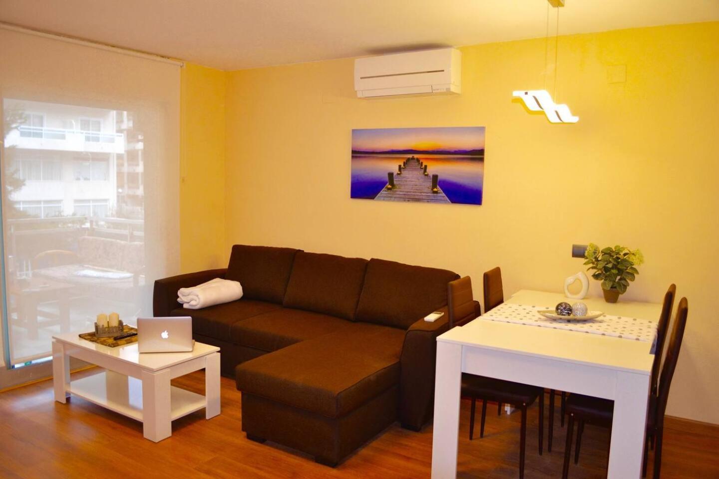 Holgaristic - Apartment Montblanc Seclo Салоу Екстериор снимка