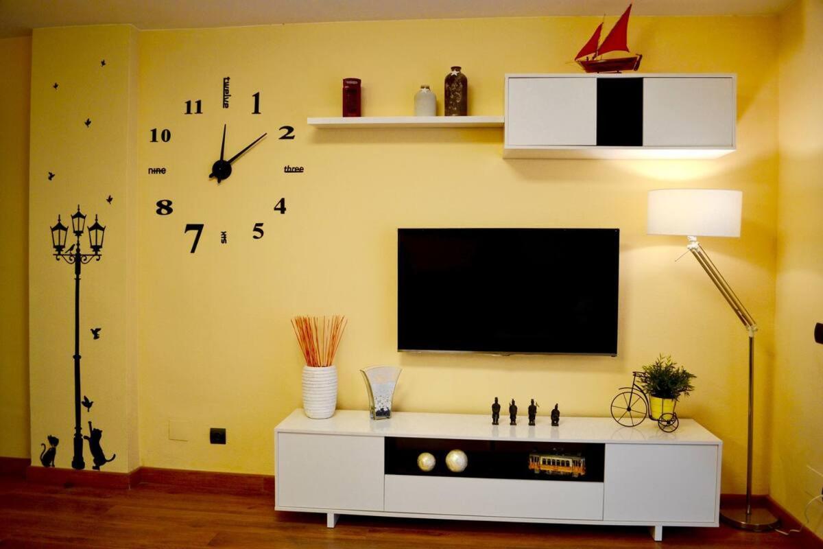 Holgaristic - Apartment Montblanc Seclo Салоу Екстериор снимка